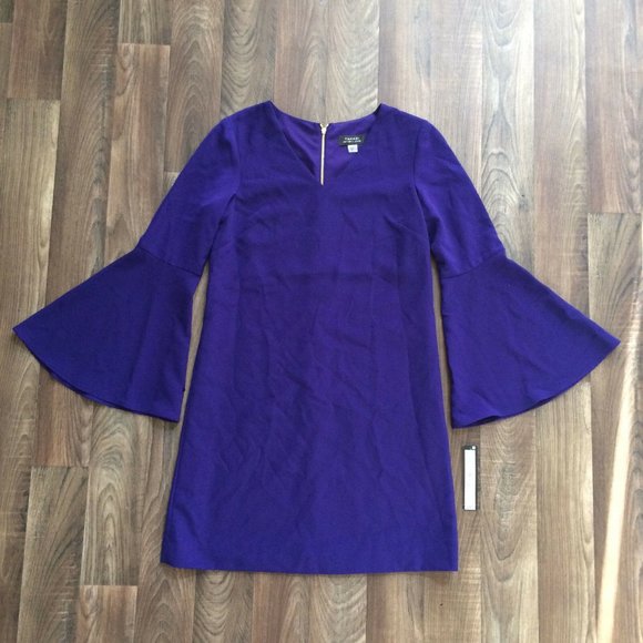 Tahari by Arthur Levine Bell Sleeve Shift V Neck - Picture 4 of 9